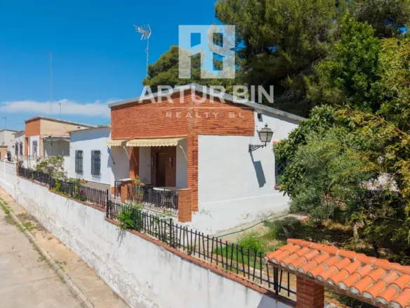 House, Godelleta, Calicanto Urbanization