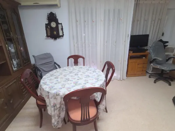 Apartment, Manises, The Market